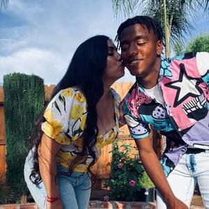 Meet your Posher, Leticia